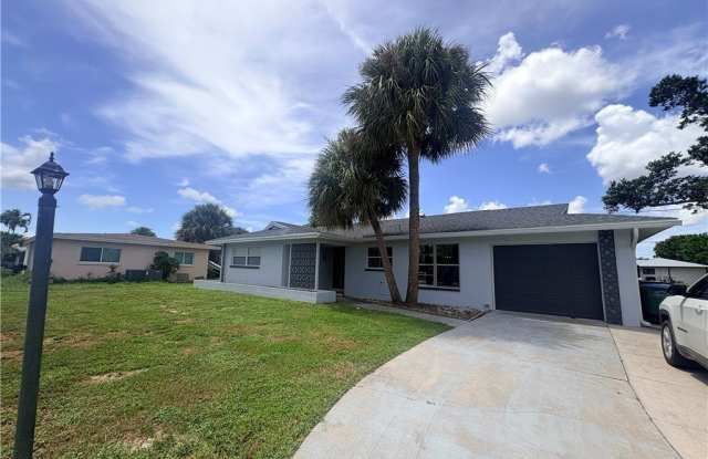 5108 Manor Court Gallery 1