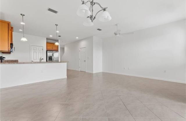 10818 Alvara Way Gallery 4