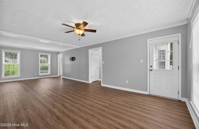 4090 Quinn Drive Gallery 2