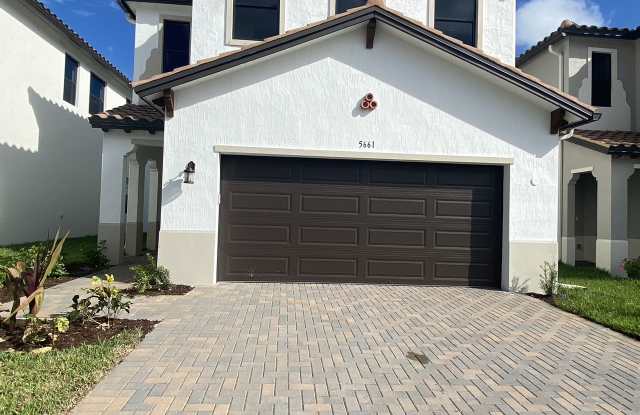5661 Agostino Way Gallery 4
