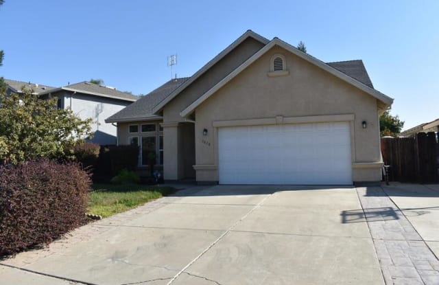 3828 Avocet Drive - 3828 Avocet Drive, Merced, CA 95340