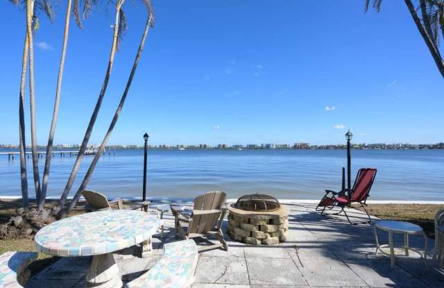 1430 S Lakeside Drive photos photos