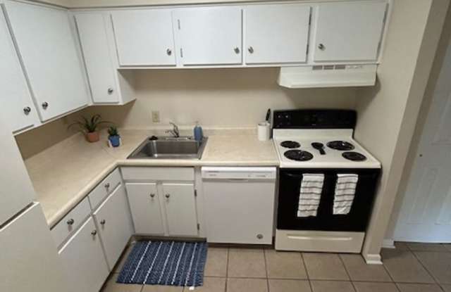 Convenient Location in Troy, Ohio - 2 Bedroom Unit photos photos
