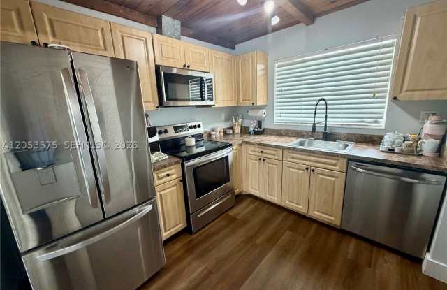 11002 SW 125th Ct Gallery 4
