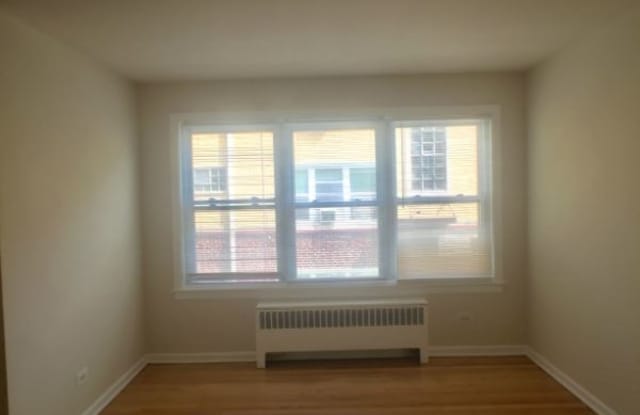 6725 N California Ave - 6725 North California Avenue, Chicago, IL 60645
