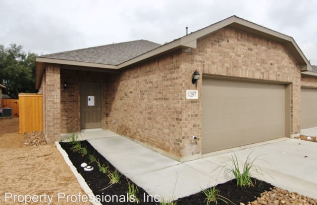 1257 Old FM 306 - 1257 Old Fm 306, New Braunfels, TX 78130