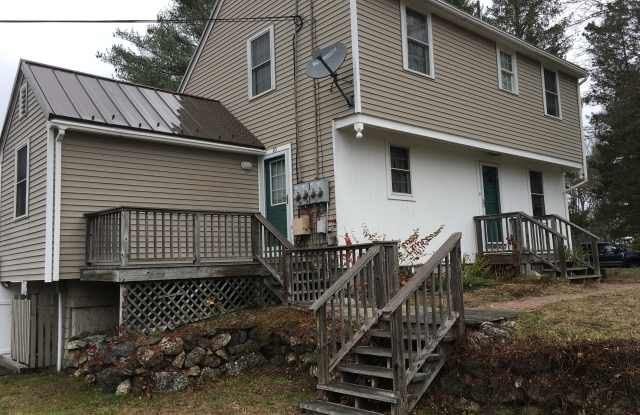 7 Carlisle Street - 7 Carlisle Street, Ellsworth, ME 04605