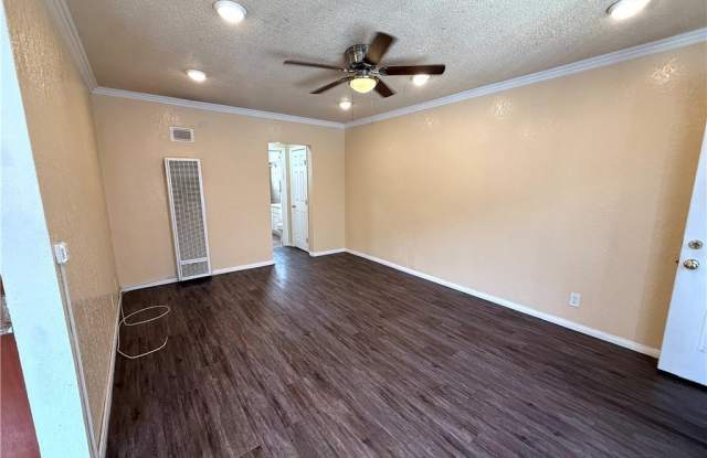 10234 Woodworth Avenue Gallery 4