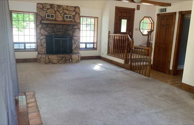 3 bedroom, 2 bath Country setting, Santa Margarita CA Gallery 3