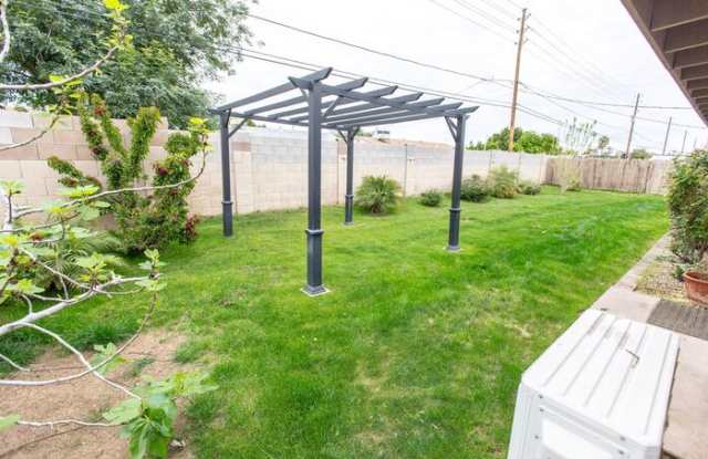3802 West Griswold Road Gallery 4