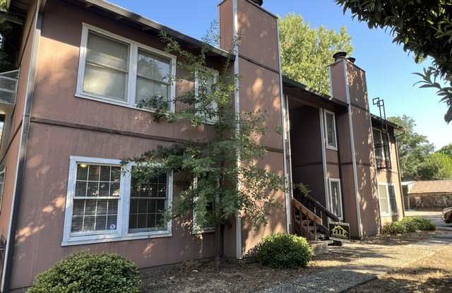1138 Arcadian Avenue - A Gallery 1