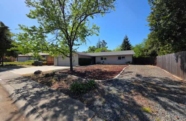 Charming Family Home for Rent in Auburn, CA Your Oasis Awaits! photos photos