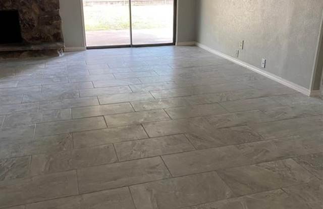 3800 Mahonia Court Gallery 3