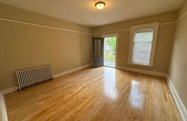 2943 N Bartlett Avenue photos photos