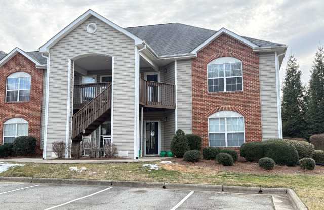 2 Bedroom, 2 Bathroom Condo in High Point! photos photos
