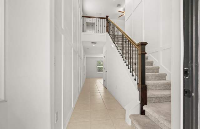 5552 BLUE AZURE Drive Gallery 3