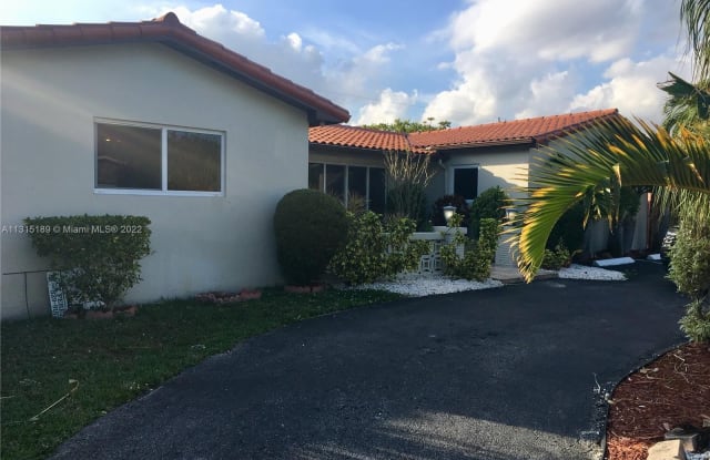 1804 Southwest 100th Avenue - 1804 Southwest 100th Avenue, University Park, FL 33165