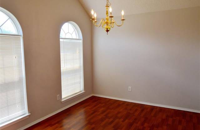 3917 Windford Drive Gallery 2