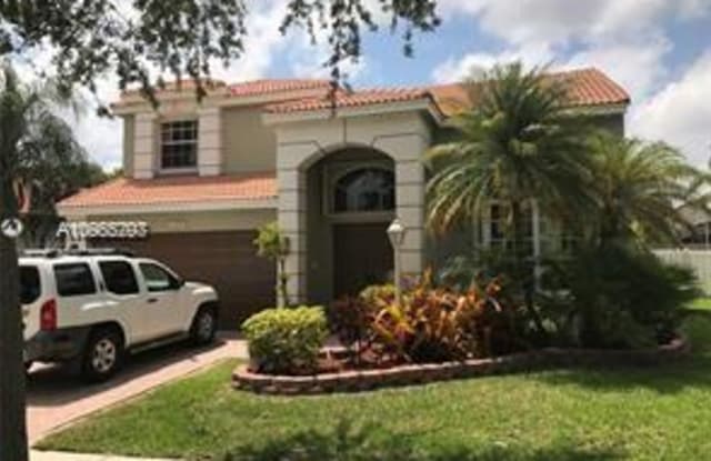 13274 NW 15 CT - 13274 NW 15th Ct, Pembroke Pines, FL 33028
