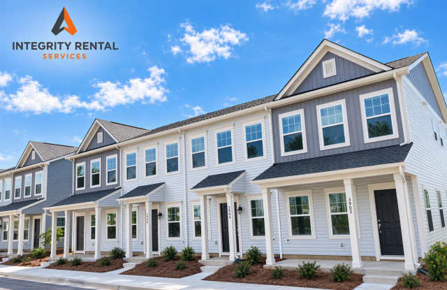 BEAUTIFUL 2 Bedroom Townhome in MIDLAND - AVAILABLE NOW Gallery 1