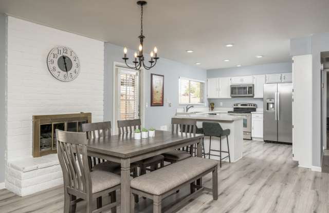 951 West La Jolla Drive Gallery 4