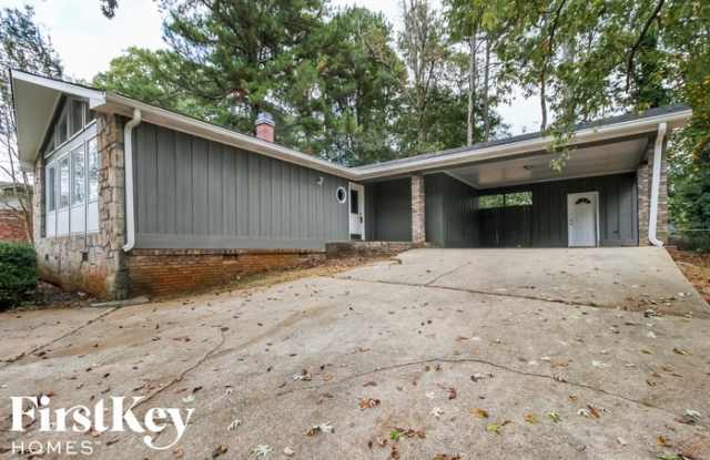 4647 Randalwood Drive Gallery 2