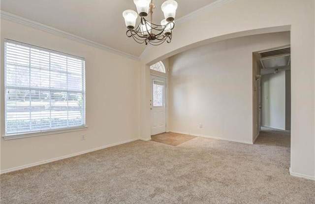 1302 Heather Brook Drive Gallery 3