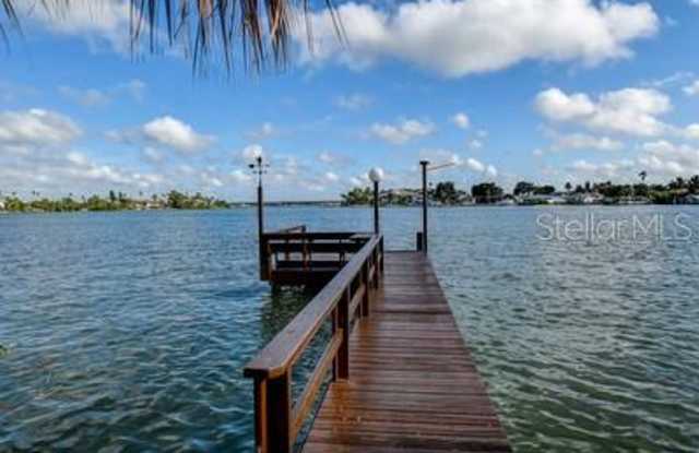 15607 REDINGTON DRIVE Gallery 2