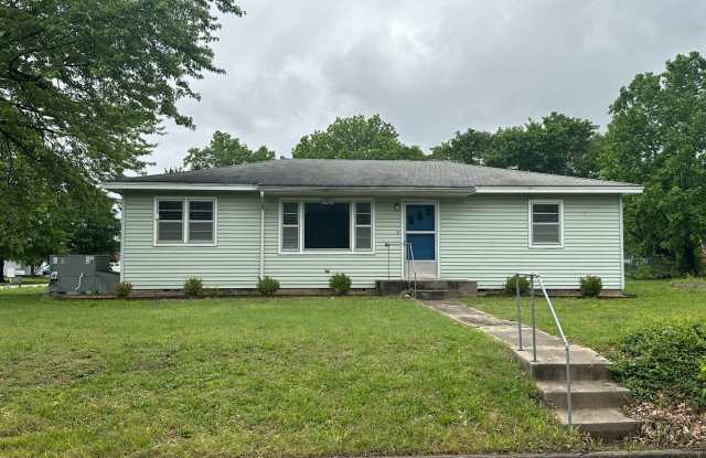 3 BEDROOM 1 BATH IN JOPLIN-$1200 RENT-$1200 DEPOSIT photos photos