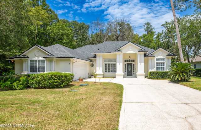 108 NATURES Way - 108 Natures Way, Palm Valley, FL 32082