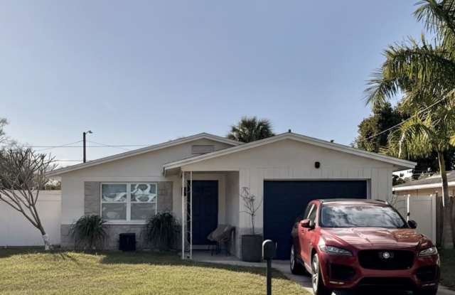 7060 52nd Street North photos photos