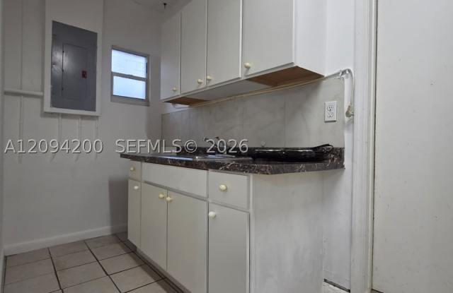 9801 SW 13th Ct Gallery 4