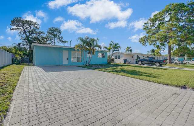 1828 Maypop Road photos photos