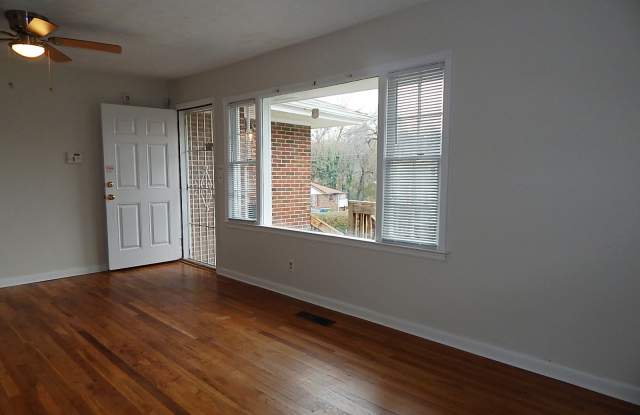 392 Cairo St NW Gallery 2