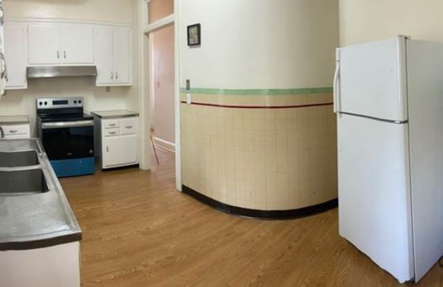 228 N. Duke St. photos photos