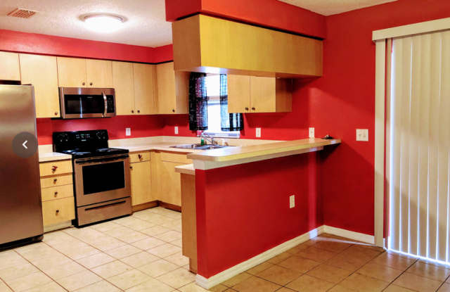 6600 Dog Rose Dr Gallery 3