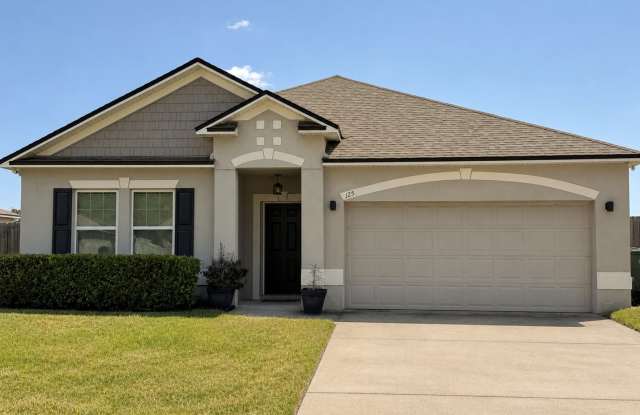 3/2 with fenced in yard ! photos photos
