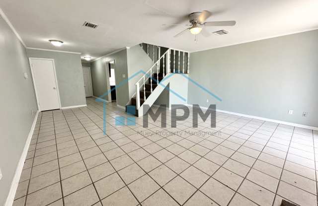 49 Colonial Drive - A photos photos