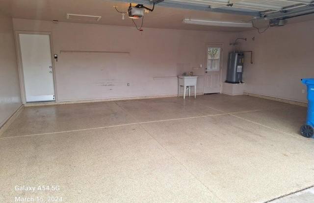 415 W AIRE LIBRE Avenue Gallery 2