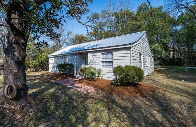 Spacious 3BR/2BA – 1,480 Sq Ft of Comfortable Living photos photos