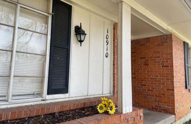10910 Channel Drive Gallery 2