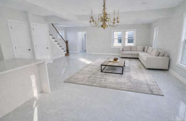 32 A Berkshire Road photos photos