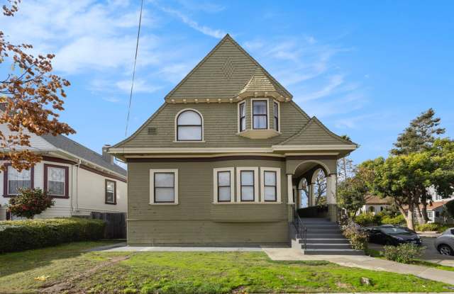 1423 Caroline St #A - 2 bedroom | 2 bath | Lower duplex unit photos photos