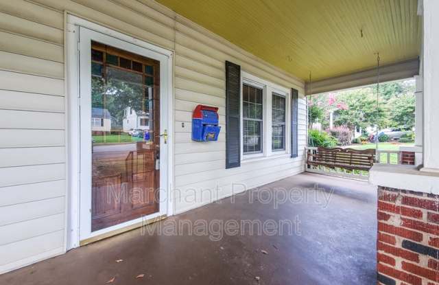 38 Keowee Avenue Gallery 4