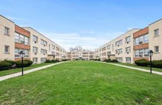 1822-1838 W 107th St photos photos