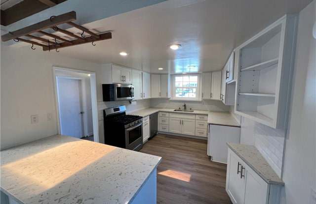 17 West Avenida San Gabriel Gallery 2