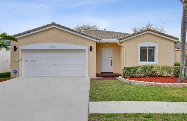 2421 SW 103rd Way photos photos