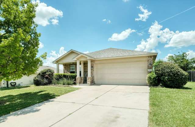 Nice 3B/2B Home in Settlers Overlook! photos photos