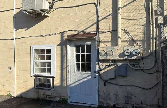 1305 W Front Street Gallery 3