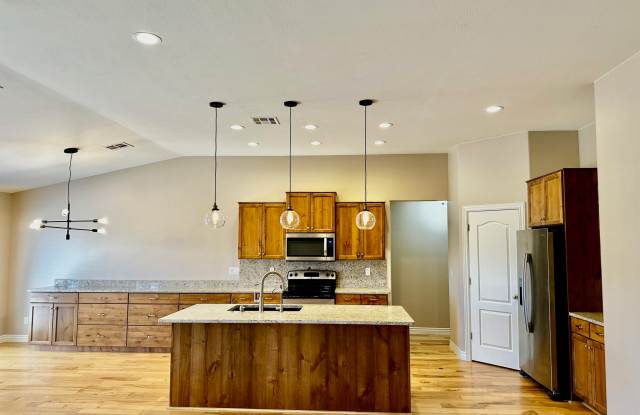 1223 N 2190 W photos photos